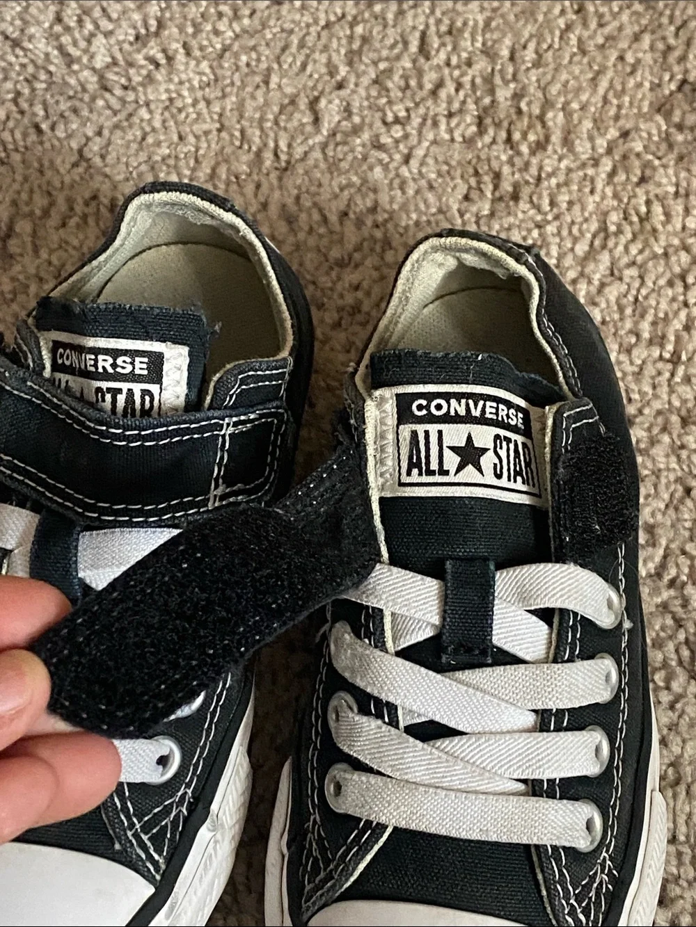 Converse All Star Chuck Taylor V1 Low Top Sneakers size 11